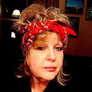 Meet your Posher, Posh